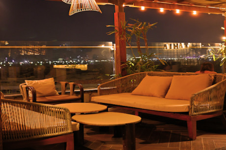 Tahia Rooftop Restaurant