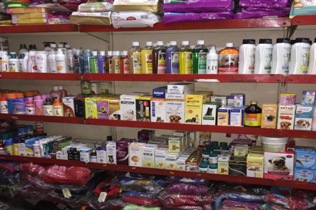 Critter&#039;s Pet Shop