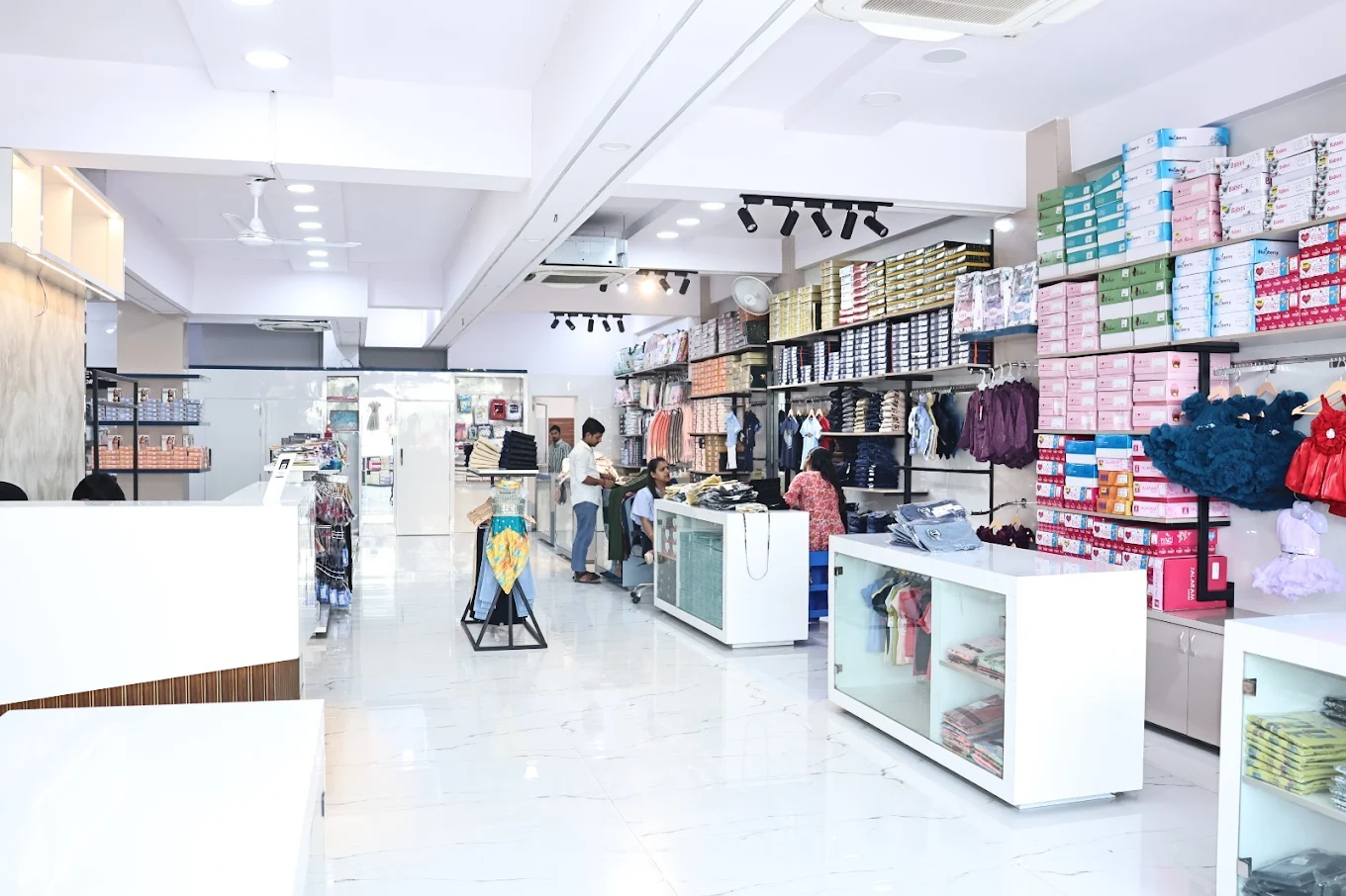 Galleria Clothing&#039;s 