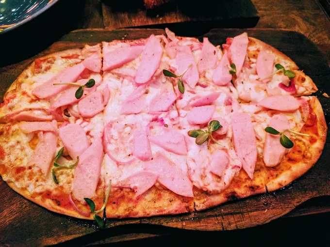 Imperfecto Gardens Galleria