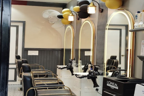 Viraaj Salon