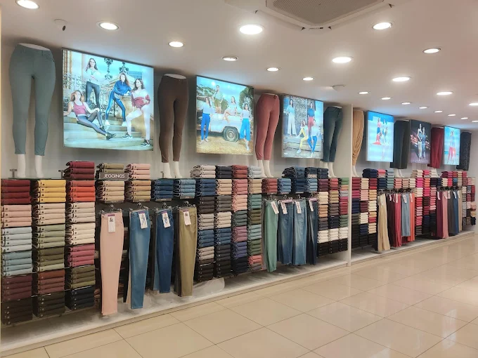 Central Market Sector 120