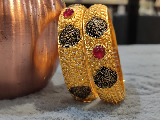 Mohit Gems &amp; Jewellers